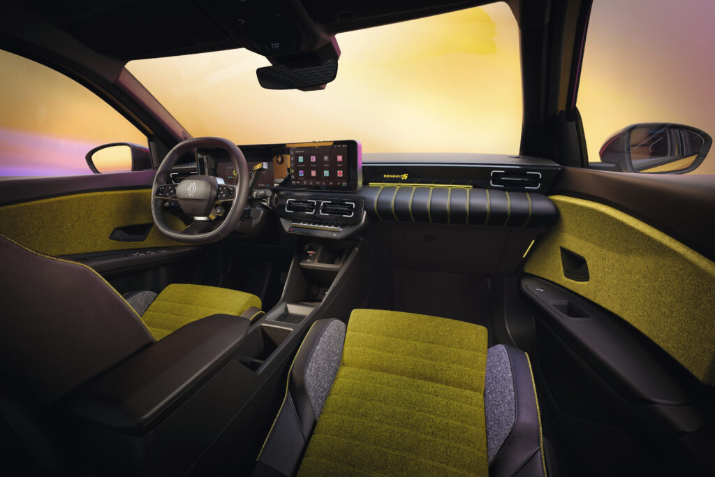 New Renault 5 2024 Interior