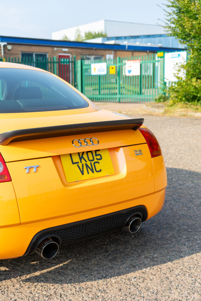 Audi TT 3.2 V6 rear profile