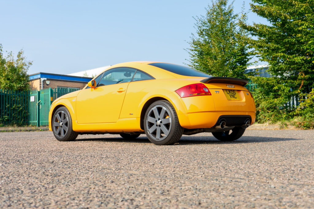 Audi TT 3.2 V6 Papaya Orange