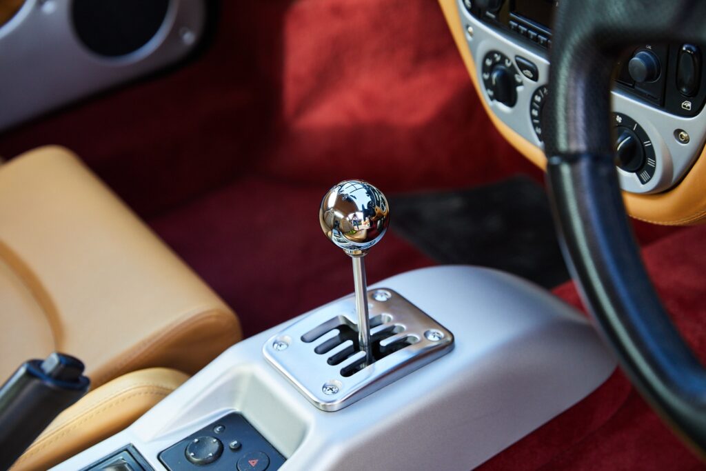 Ferrari 360 Modena manual gated shifter
