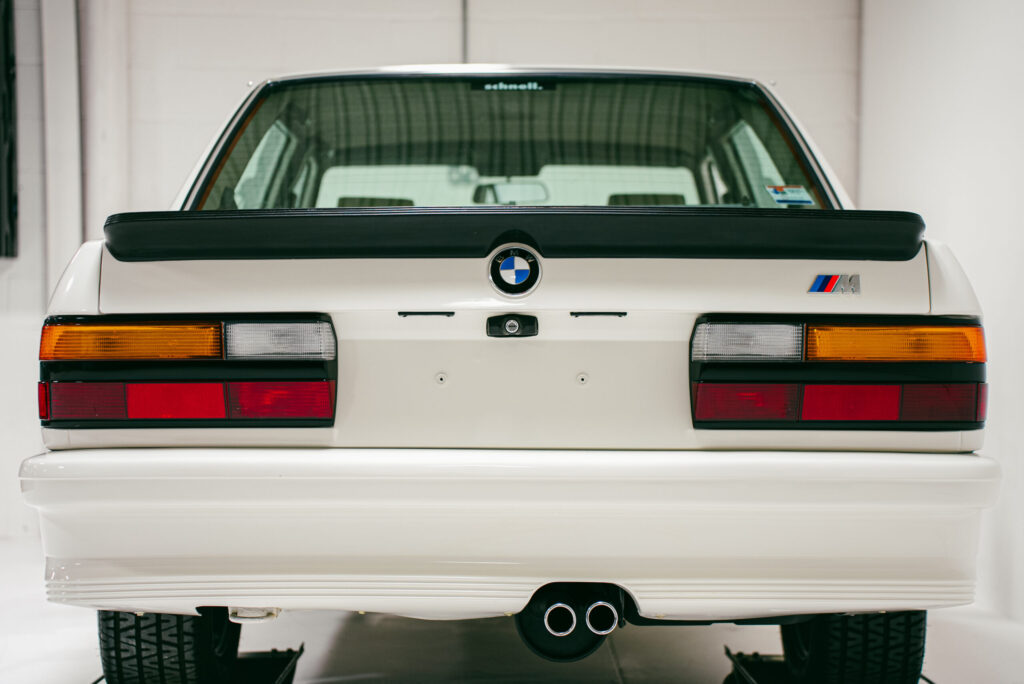 M535i exhaust positioned off-centre