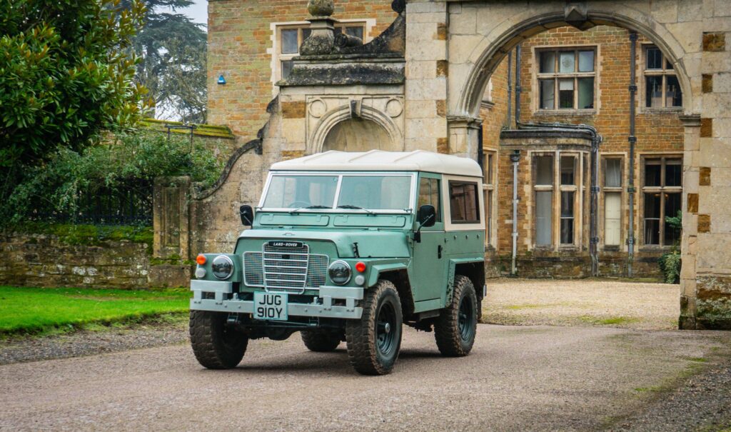 Land Rover Lightweight 88" captured at Holdenby House