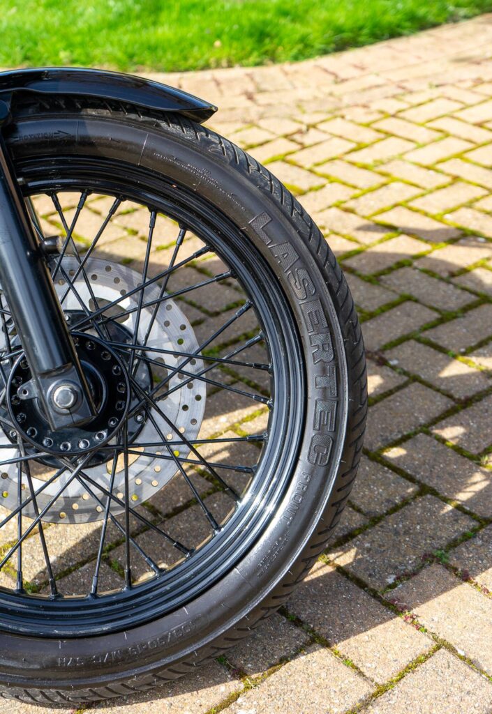 Bridgestone tyres on a BONNEVILLE T100.
